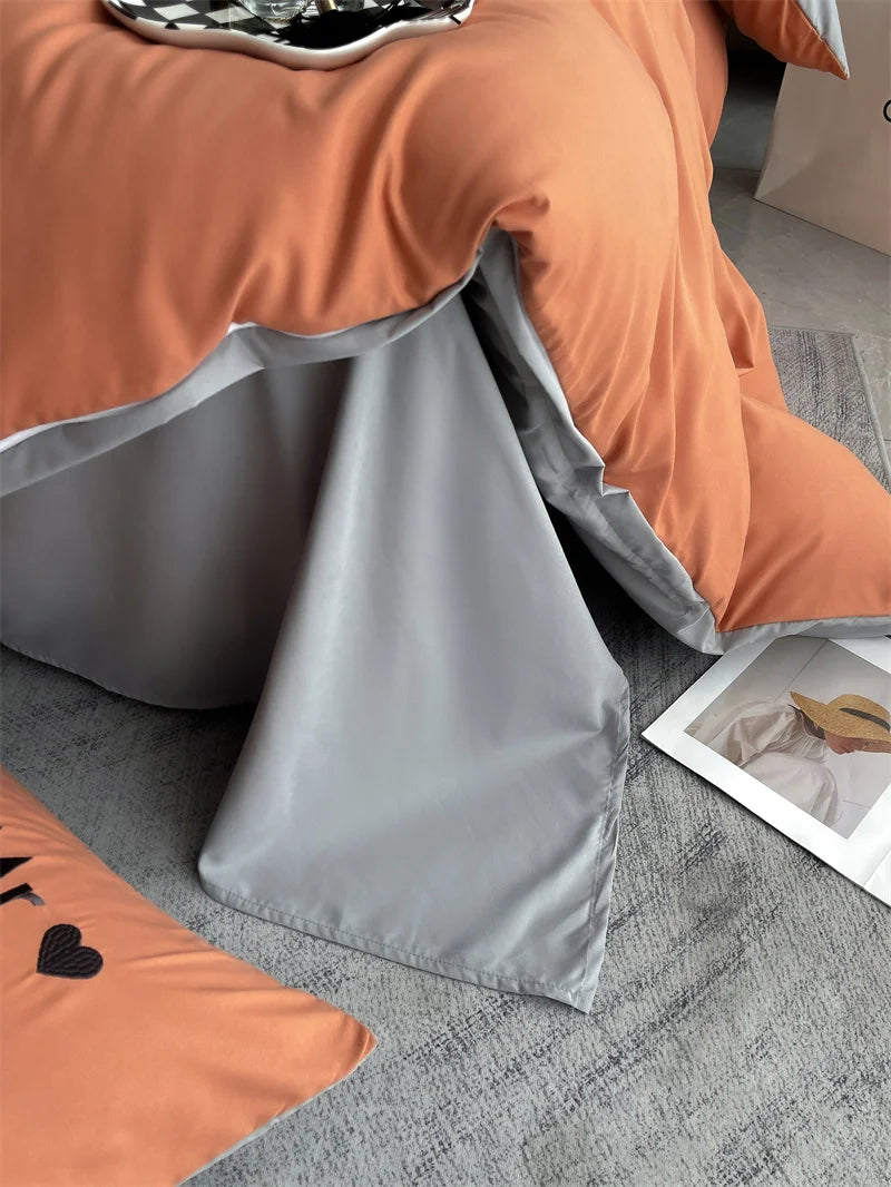 Luxora Bedding Set