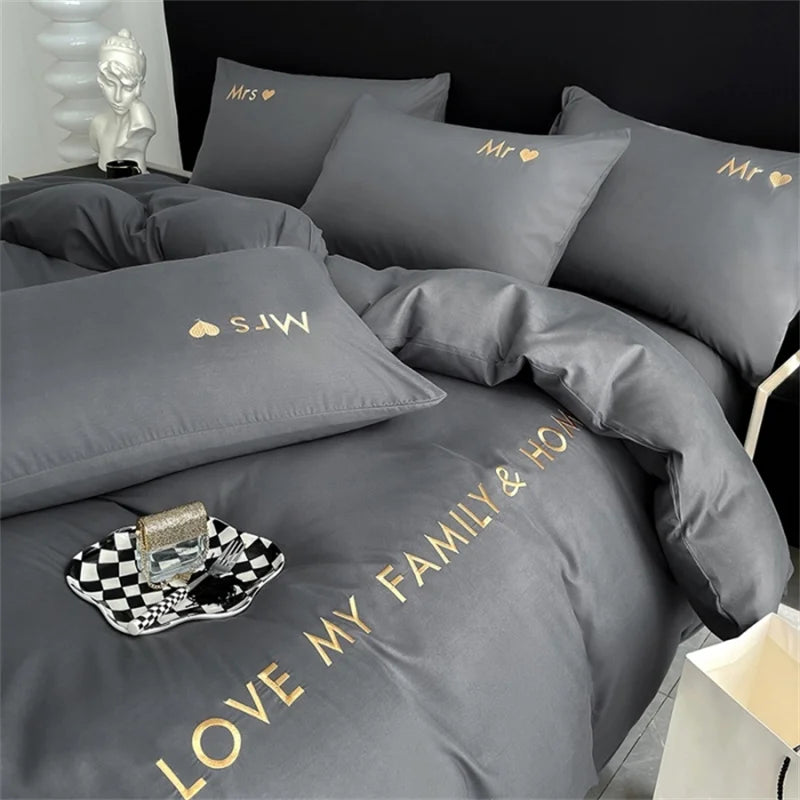 Luxora Bedding Set