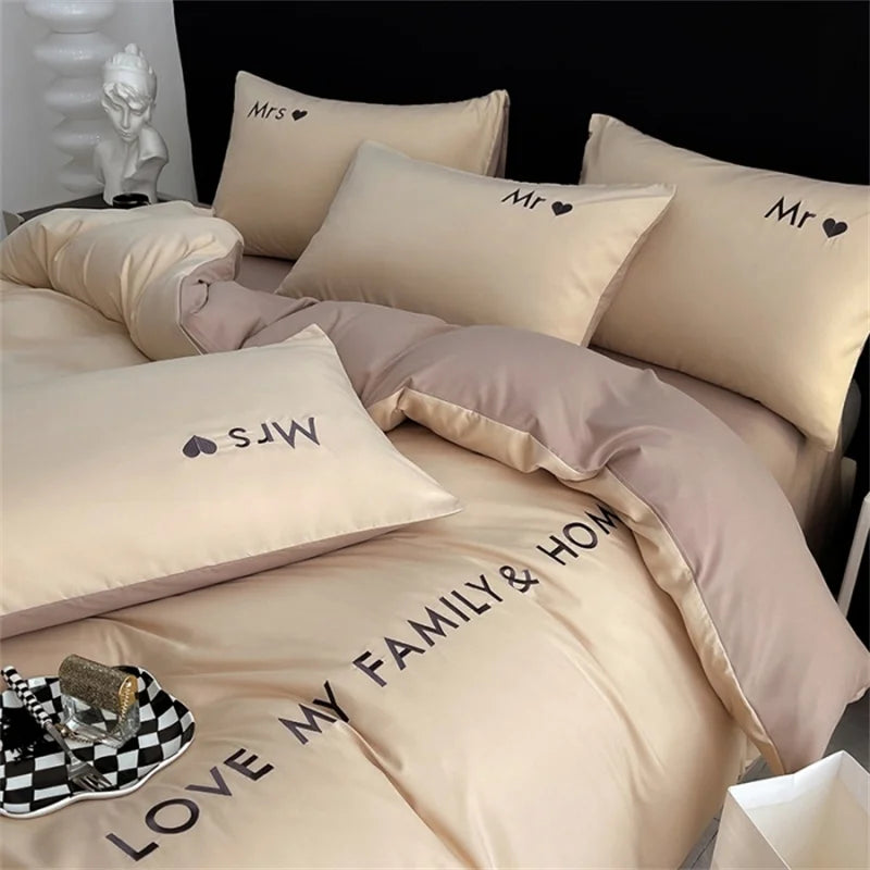 Luxora Bedding Set